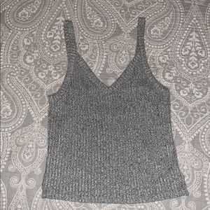 grey tank top